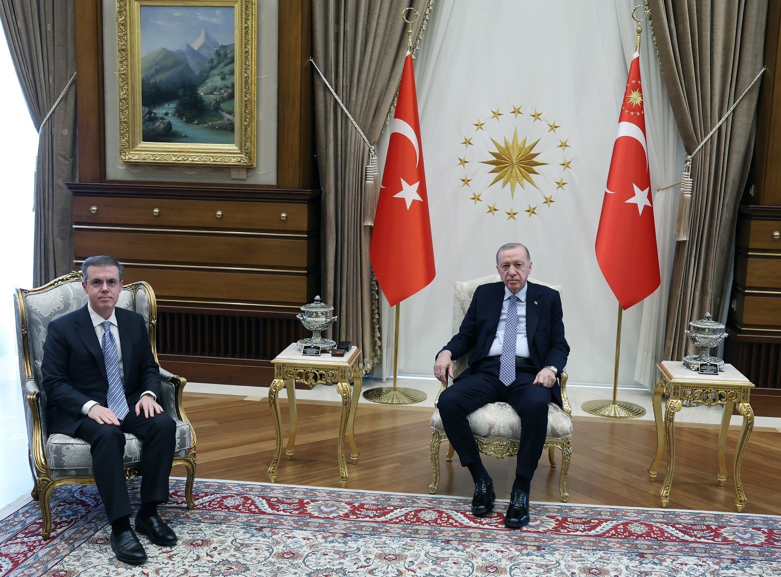 President Erdogan receives Ihlas Holding Chairman Oren, discusses strategic investments