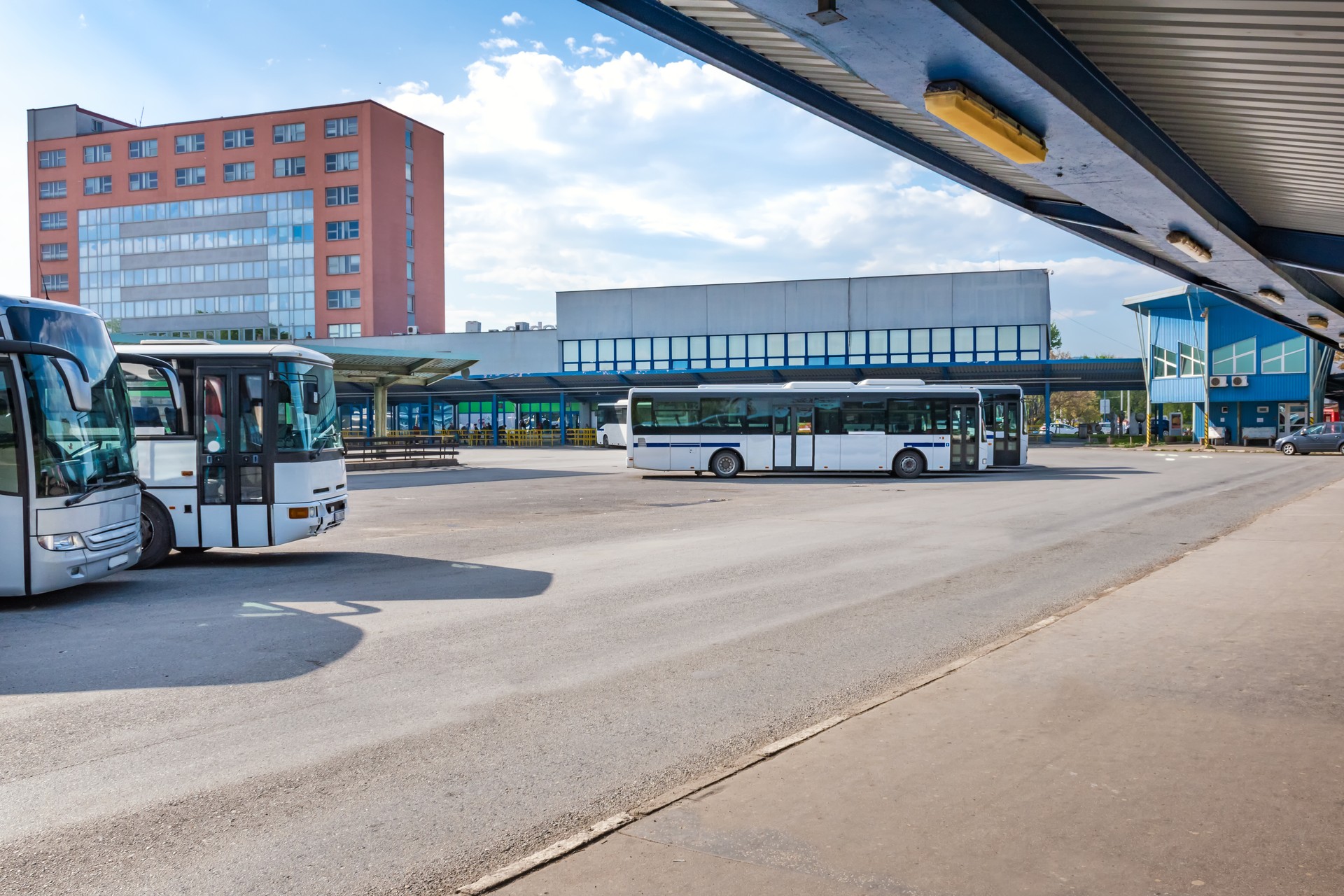 Ruling AK Party proposes omnibus bill with stricter transport fines, toll reforms