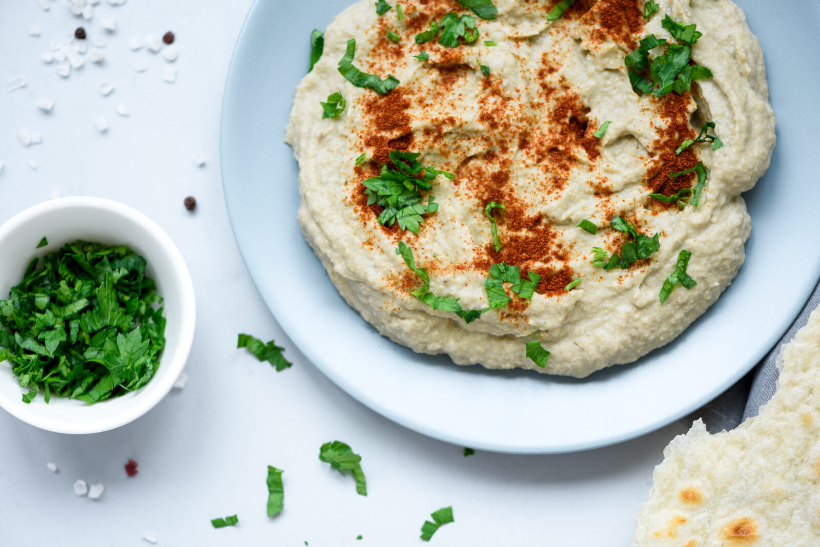 Baba ghanoush is a smoky eggplant and tomato dip, served cold at iftar across Türkiye. (Adobe Stock Photo)