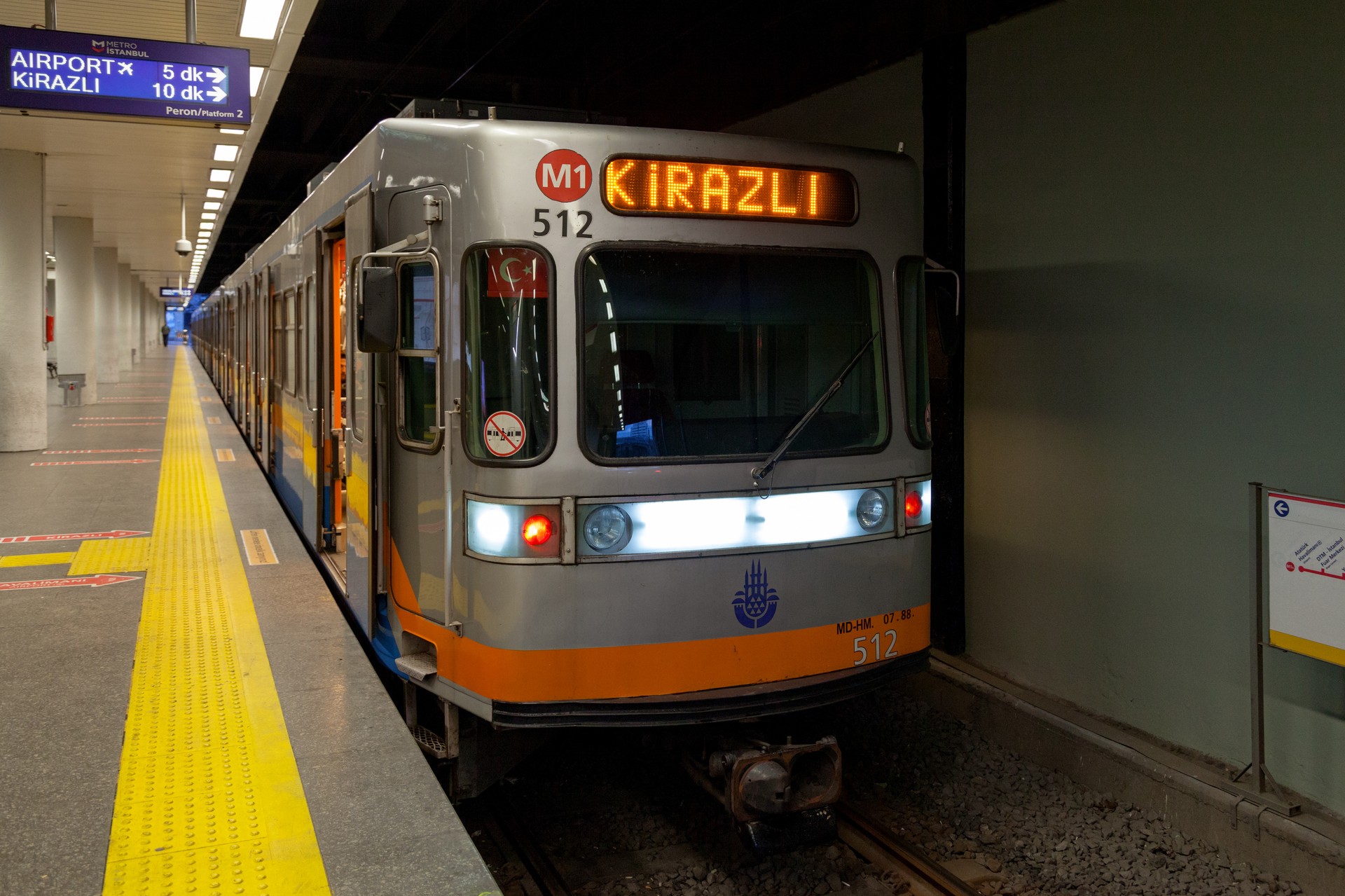 Transport Minister Uraloglu announces 4.5-kilometer metro line expansion in Istanbul