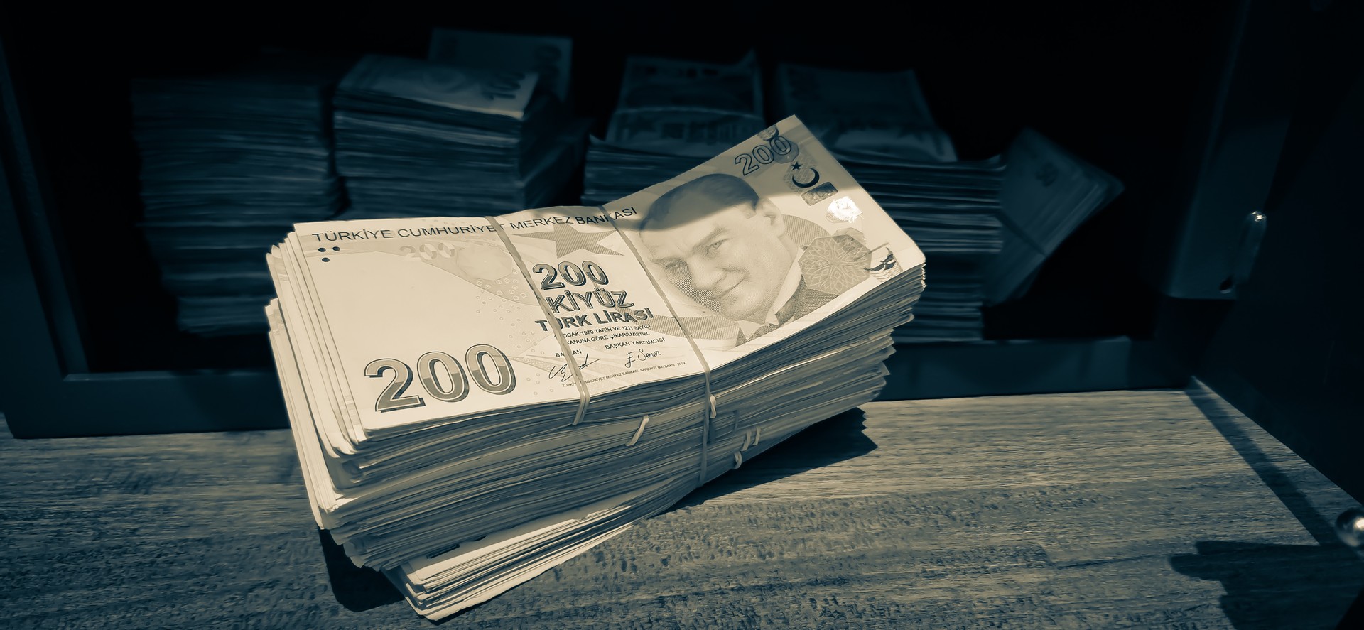 Foreign investors applaud Türkiye's economic stability with caution: FT Image