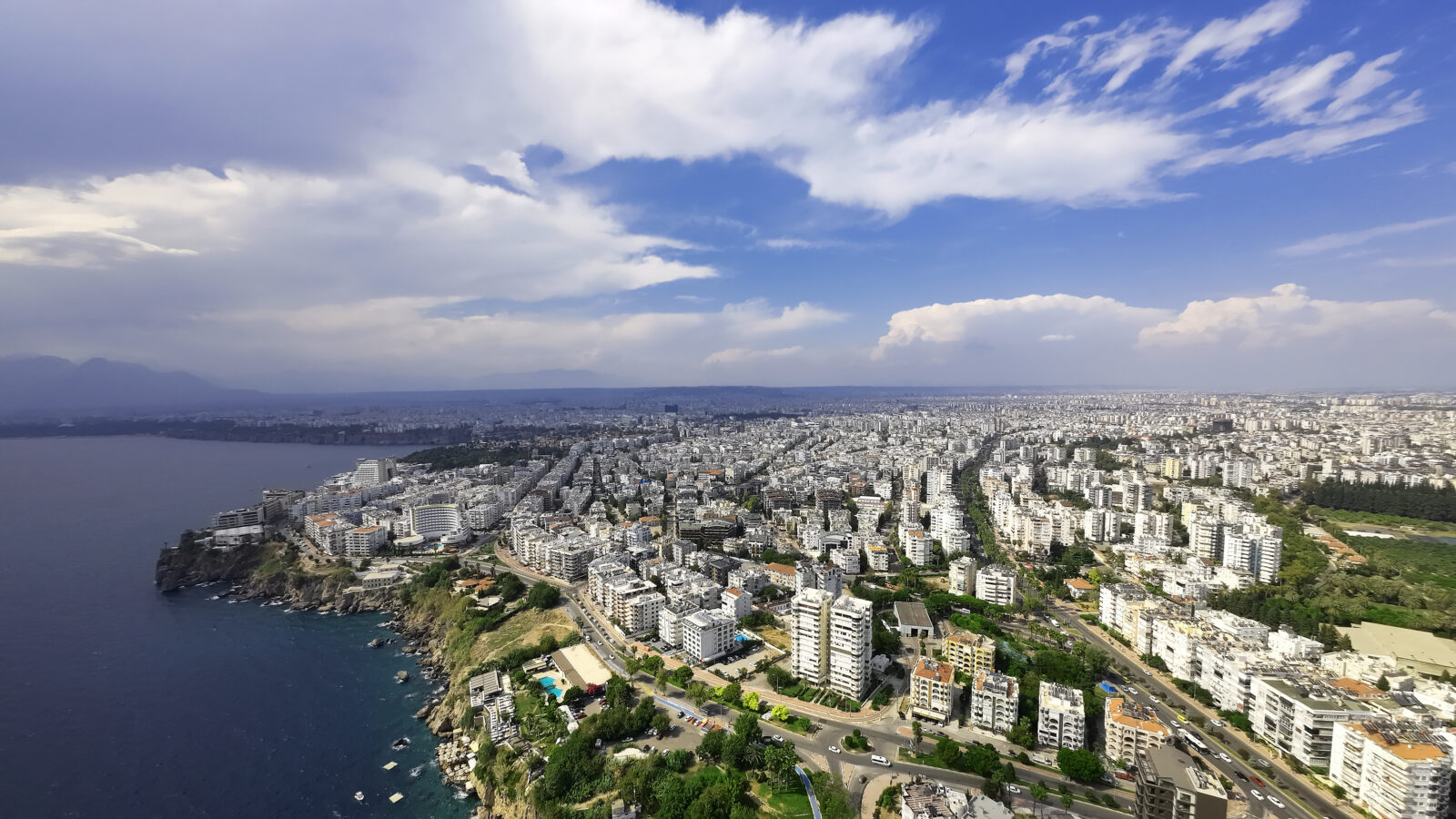 Aerial view of the urban coastline in Antalya, Türkiye, accessed on March 22, 2025. (Adobe Stock Photo)