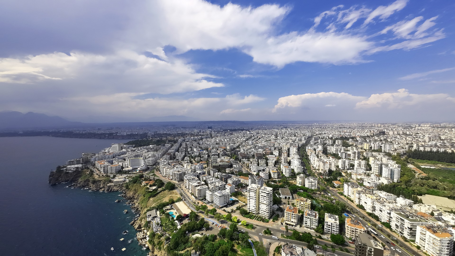 Russian property purchases in Türkiye halves in Q1, 2025