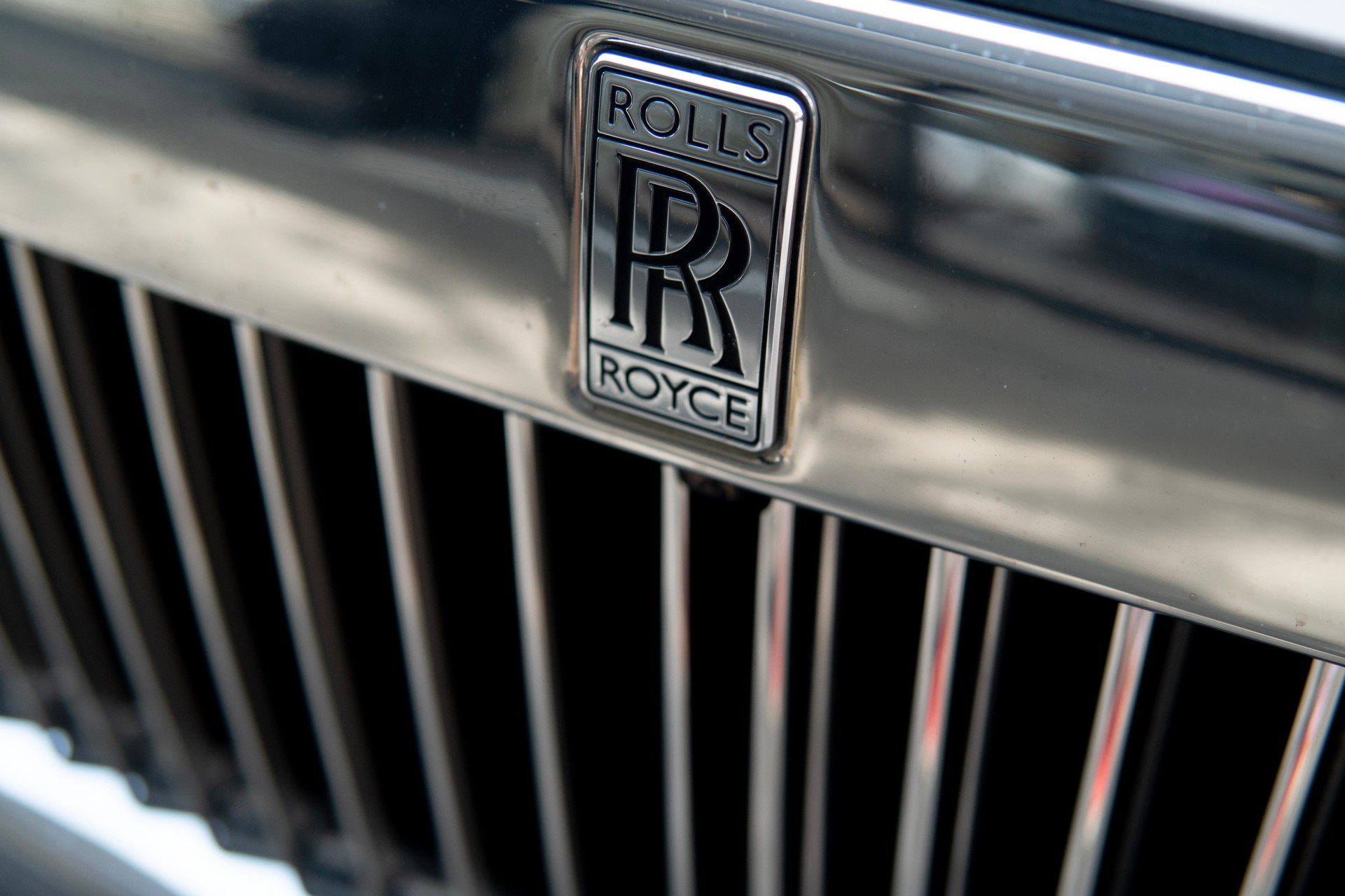 British Rolls-Royce hits third-highest annual sales record in 2024