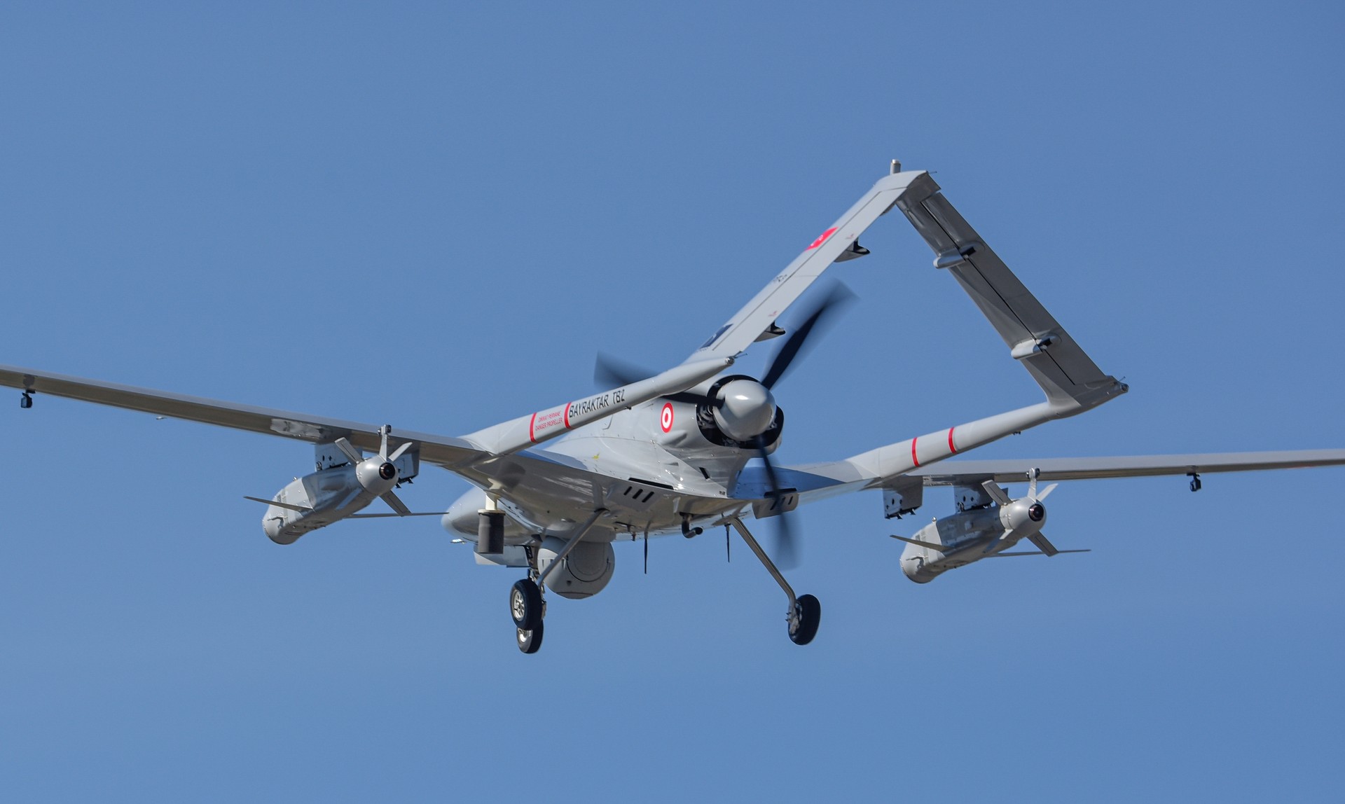 Baykar's AI-powered mini cruise missile Kemankes 1 completes maximum flight and dive test Image
