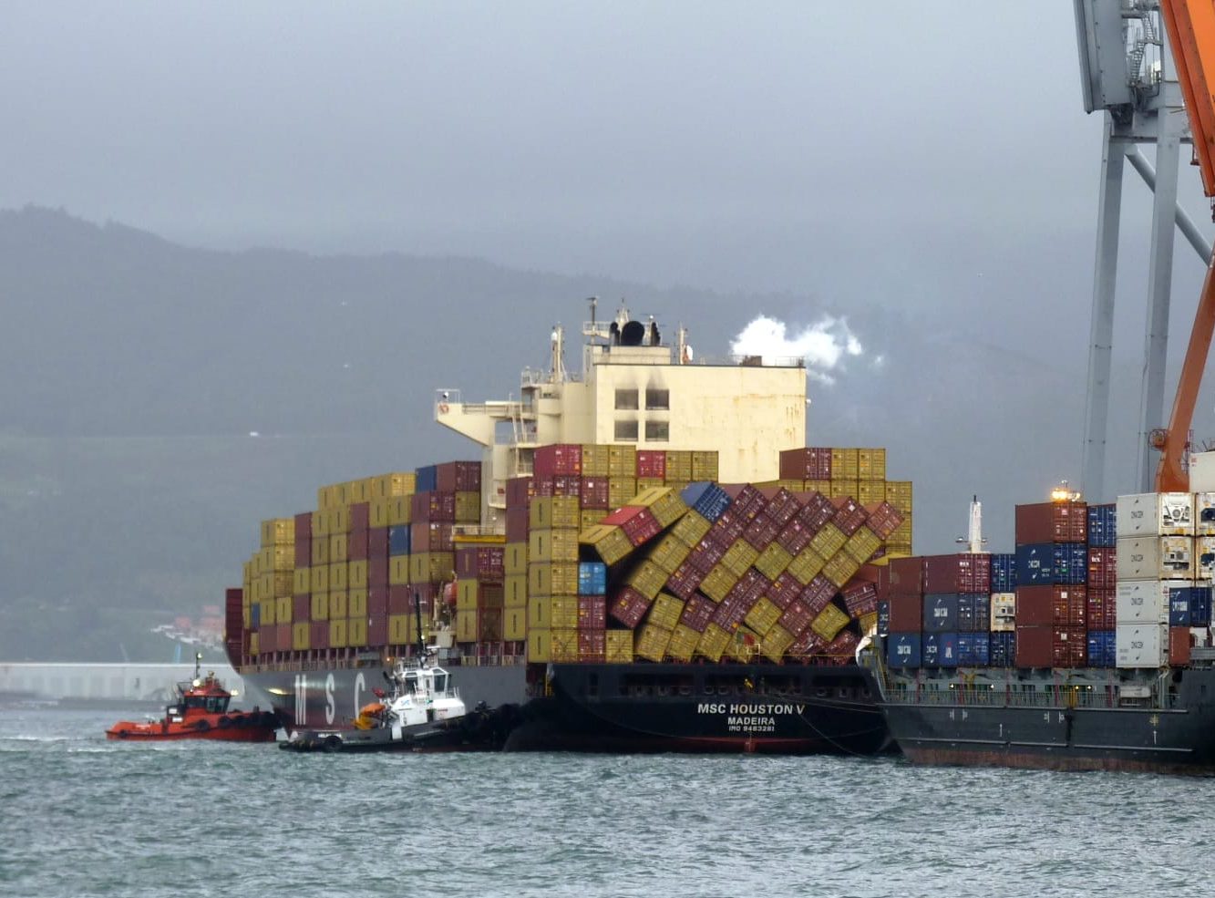 Storm Martinho strike MSC Houston V, containers lost in Atlantic