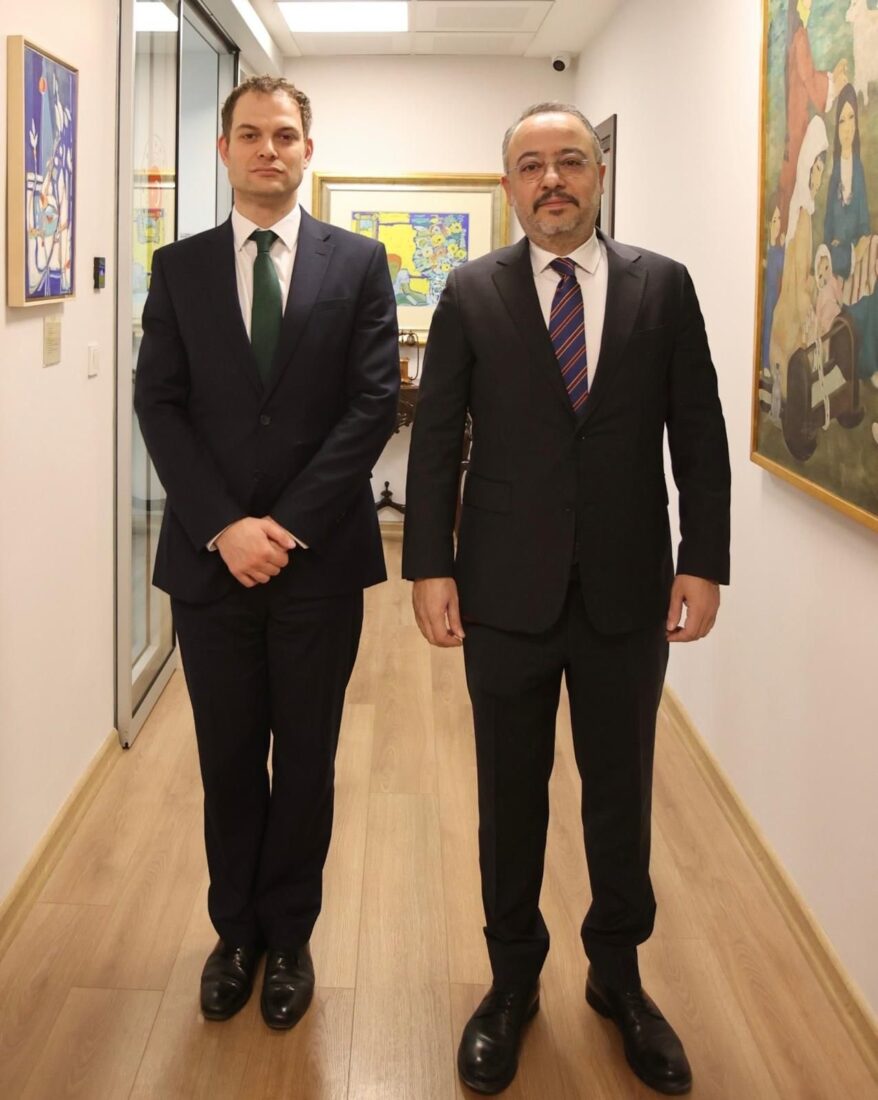 Deputy Minister Nuh Yilmaz (R) and the U.K. Minister for the Middle East and North Africa Hamish Falconer (L) in Ankara, March 3, 2025. (Photo via X / @MFATurkiye)