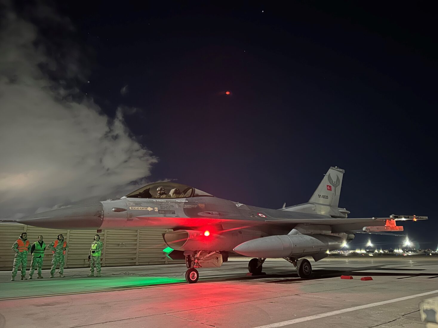Turkish F-16s use tablets to control locally made weapons via UBAS system