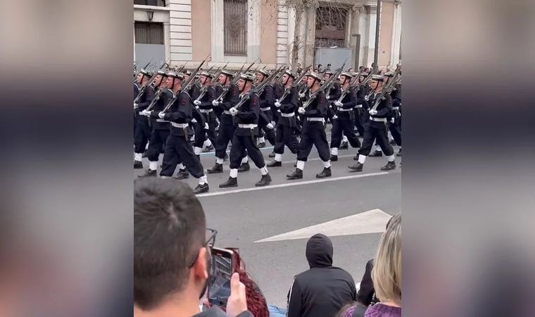 Athens launches investigation into anti-Türkiye slogans at Greek navy parade