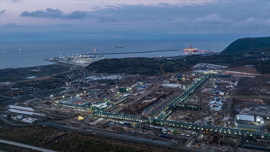 An aerial view of the Filyos Natural Gas Processing Facility on Türkiye’s Black Sea coast, where gas from the Sakarya Gas Field is brought ashore in Zonguldak, Türkiye, accessed on March 16, 2025. (AA Photo)