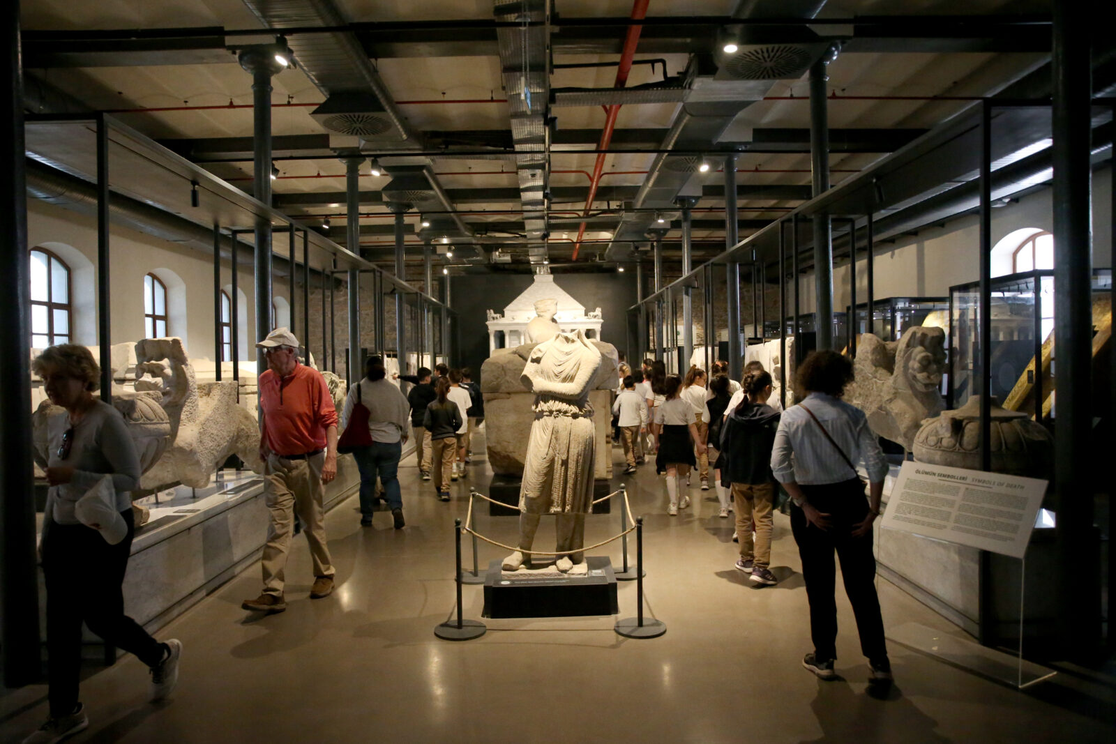 Visitors are seen touring the Archaeology and Ethnography Museum, located within the Izmir Culture and Arts Factory, which was established following the restoration of the historic Alsancak Tobacco Factory, in Izmir, Türkiye, April 19, 2025. (AA Photo)