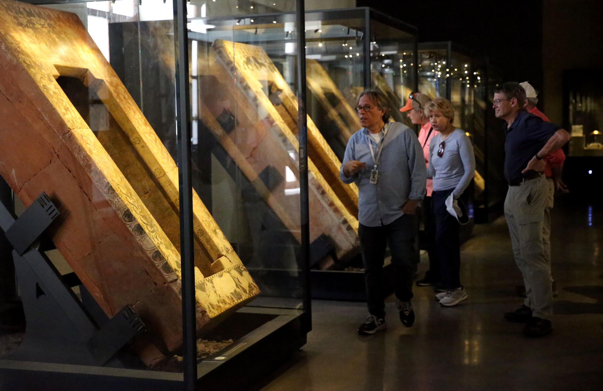 Ancient treasures meet modern design at Izmir Archaeology and Ethnography Museum Image