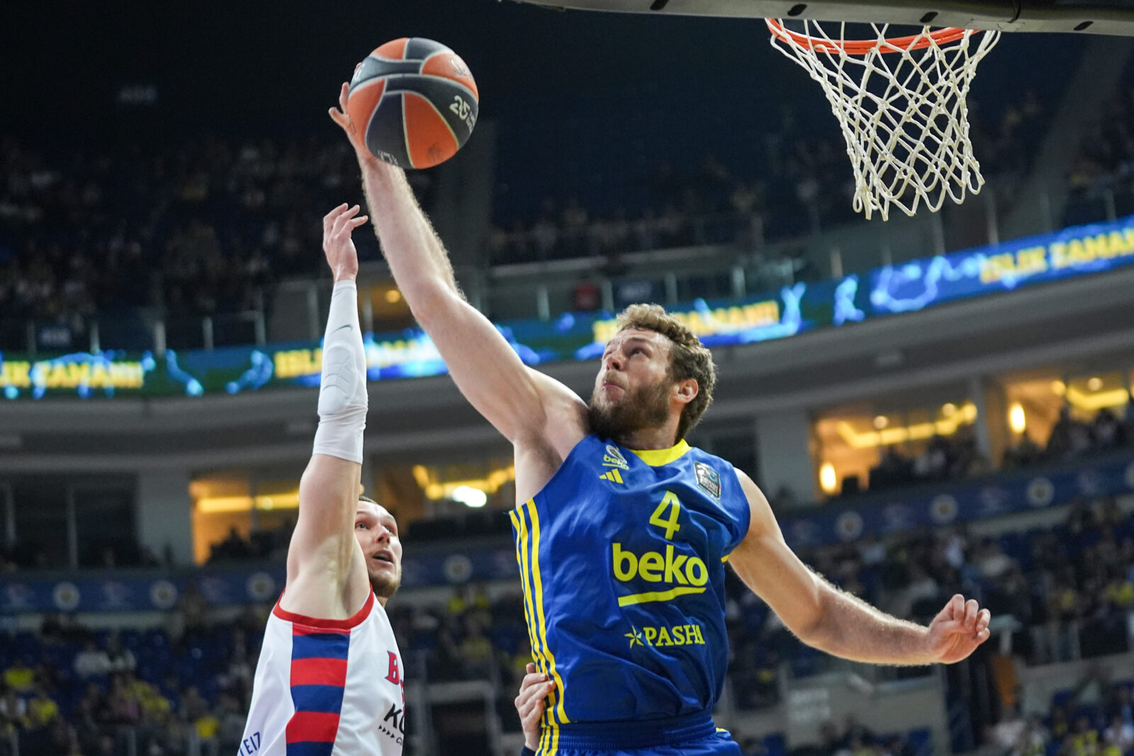 Nicolo Melli (4) of Fenerbahce Beko in action during the Turkish Airlines EuroLeague week 32 basketball match between Fenerbahce Beko and Baskonia at Ulker Sports and Event Hall in Istanbul, Türkiye, March 28, 2025. (AA Photo)