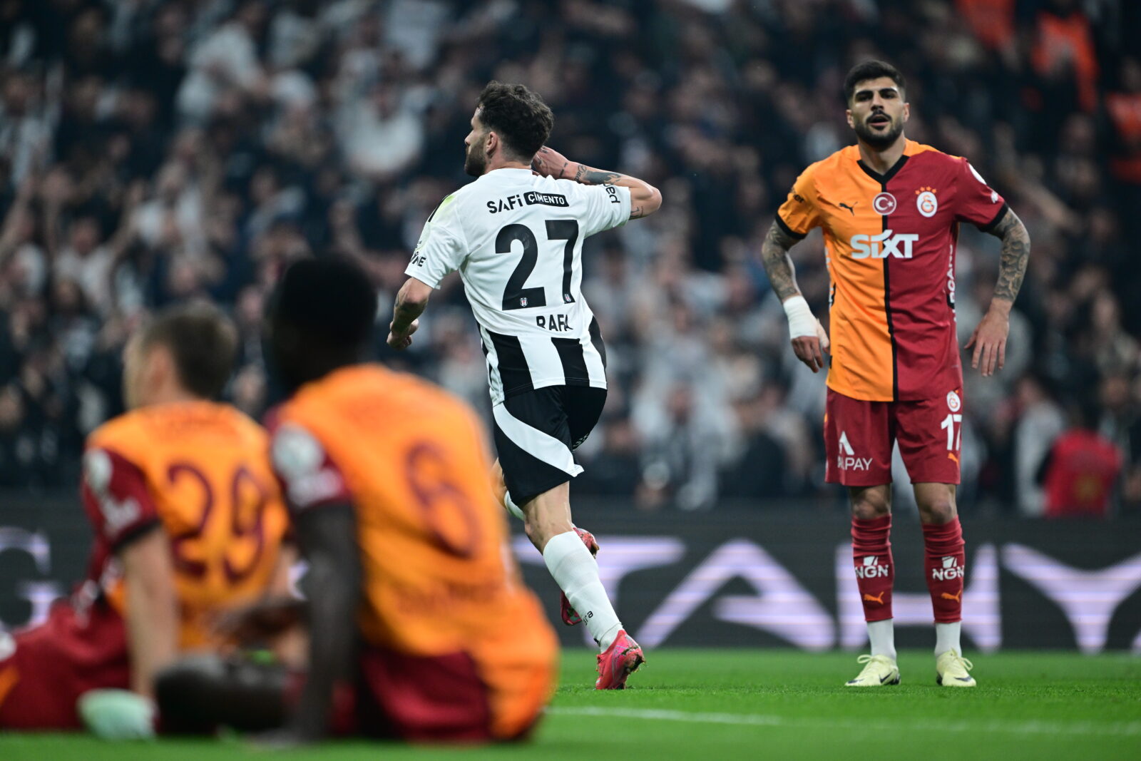 Rafa Silva of Besiktas celebrates with his team mates after scoring a goal during the Turkish Super Lig week 29 football match between Besiktas and Galatasaray at Tupras Stadium in Istanbul, Turkiye on March 29, 2025. (AA Photo)