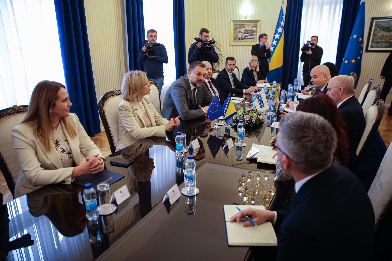 OSCE Secretary General Feridun Sinirlioglu (3rd R) meets with Bosnia and Herzegovina's Foreign Minister Elmedin Konakovic (3rd L) during his official visit to the Bosnian capital, Sarajevo, April 1, 2025. (AA Photo)