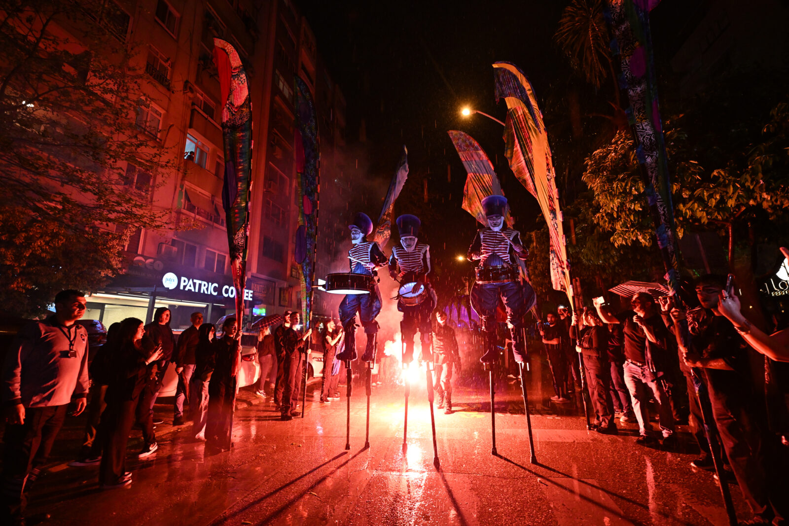 The Dutch Close Act Theater performs a cortege march at the State Theaters-Sabanci 24th International Adana Theater Festival, part of the Türkiye Culture Route Festival, Adana, Türkiye, April 1, 2025. (AA Photo)