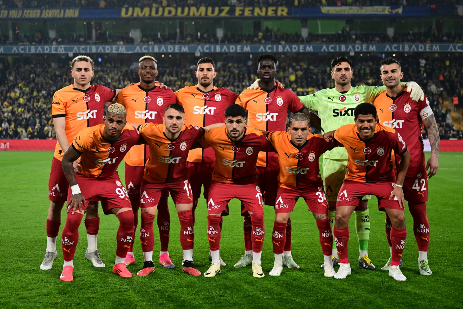 In the quarterfinals of the Ziraat Türkiye Cup, Fenerbahce and Galatasaray teams meet, with Galatasaray players taking a team photo before the match, Istanbul, Türkiye, April 2, 2025.