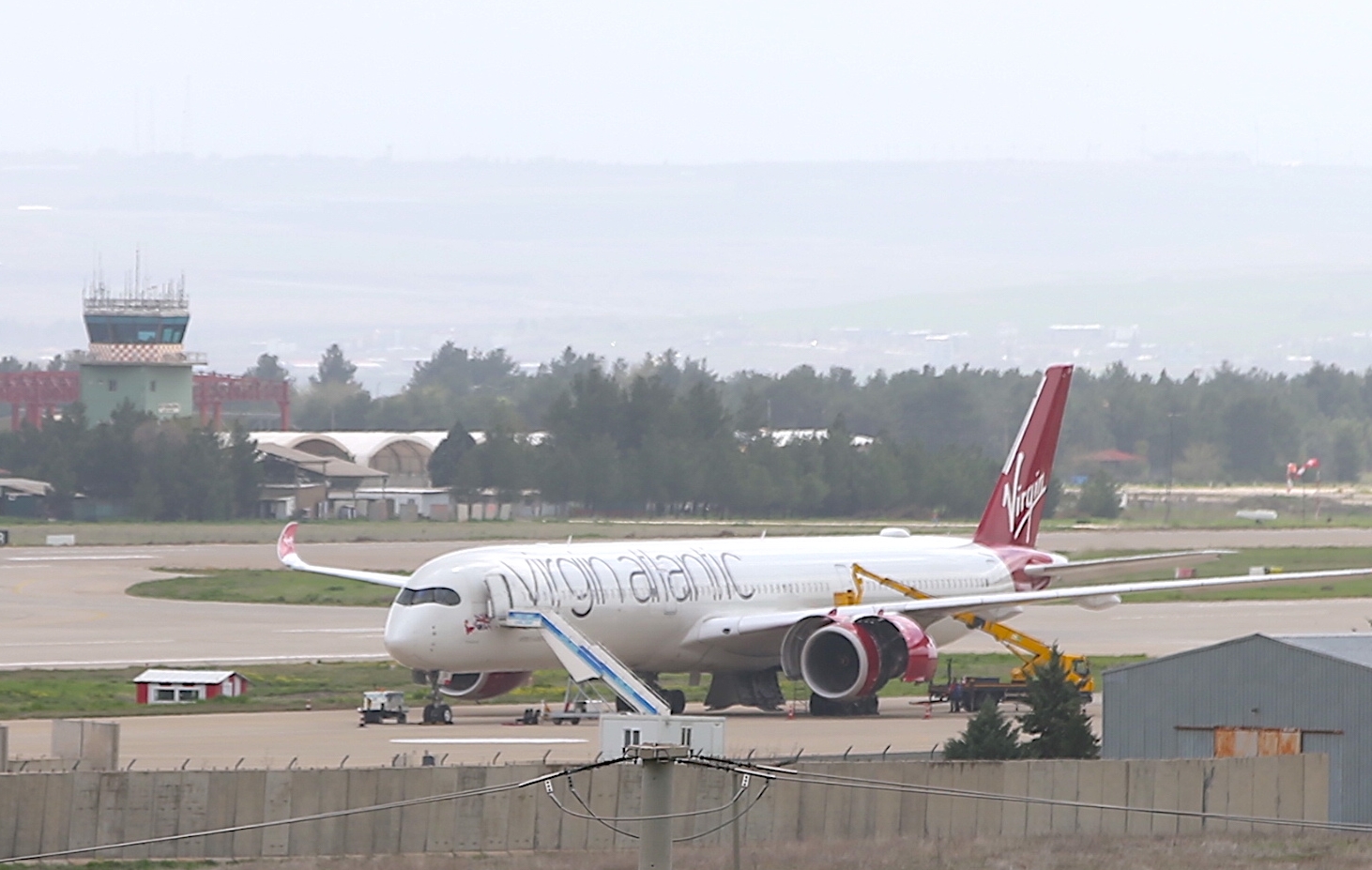 Passenger illness prompts emergency landing of UK-India flight in Türkiye