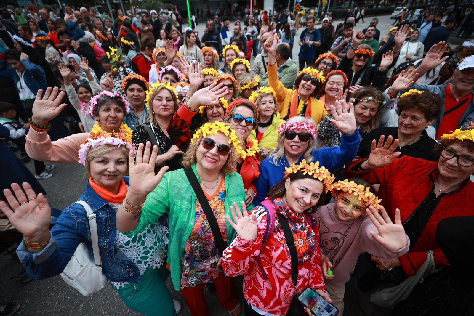 People in costumes attend the traditional costume procession of the 13th International Orange Blossom Carnival held in Adana, Türkiye, on April 5, 2025. (AA Photo)