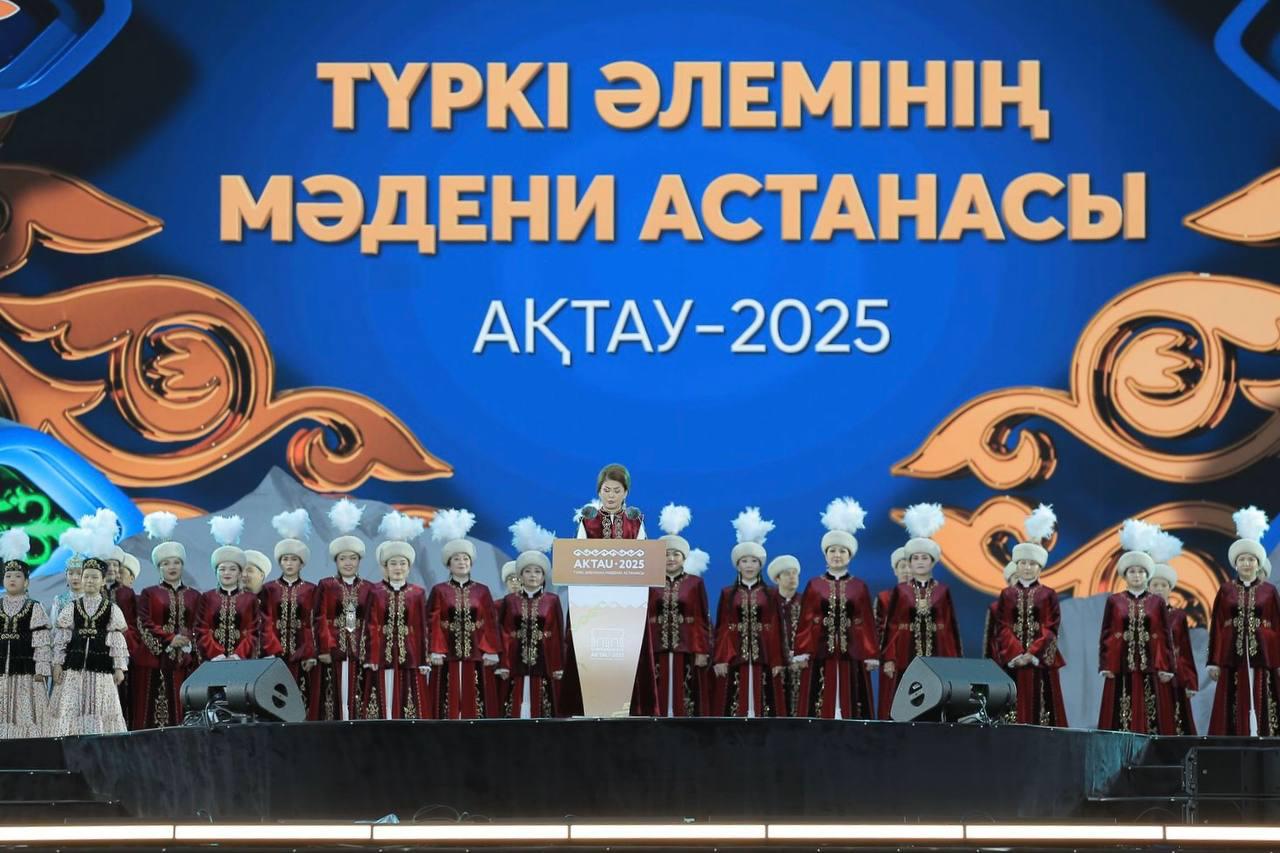 The opening ceremony in Aktau, a city on the Caspian Sea coast of Kazakhstan, which was selected as the “2025 Cultural Capital of the Turkic World” by the International Organization of Turkic Culture (TURKSOY), brought together about 1400 artists from all over the Turkic world on the same stage. (AA Photo)