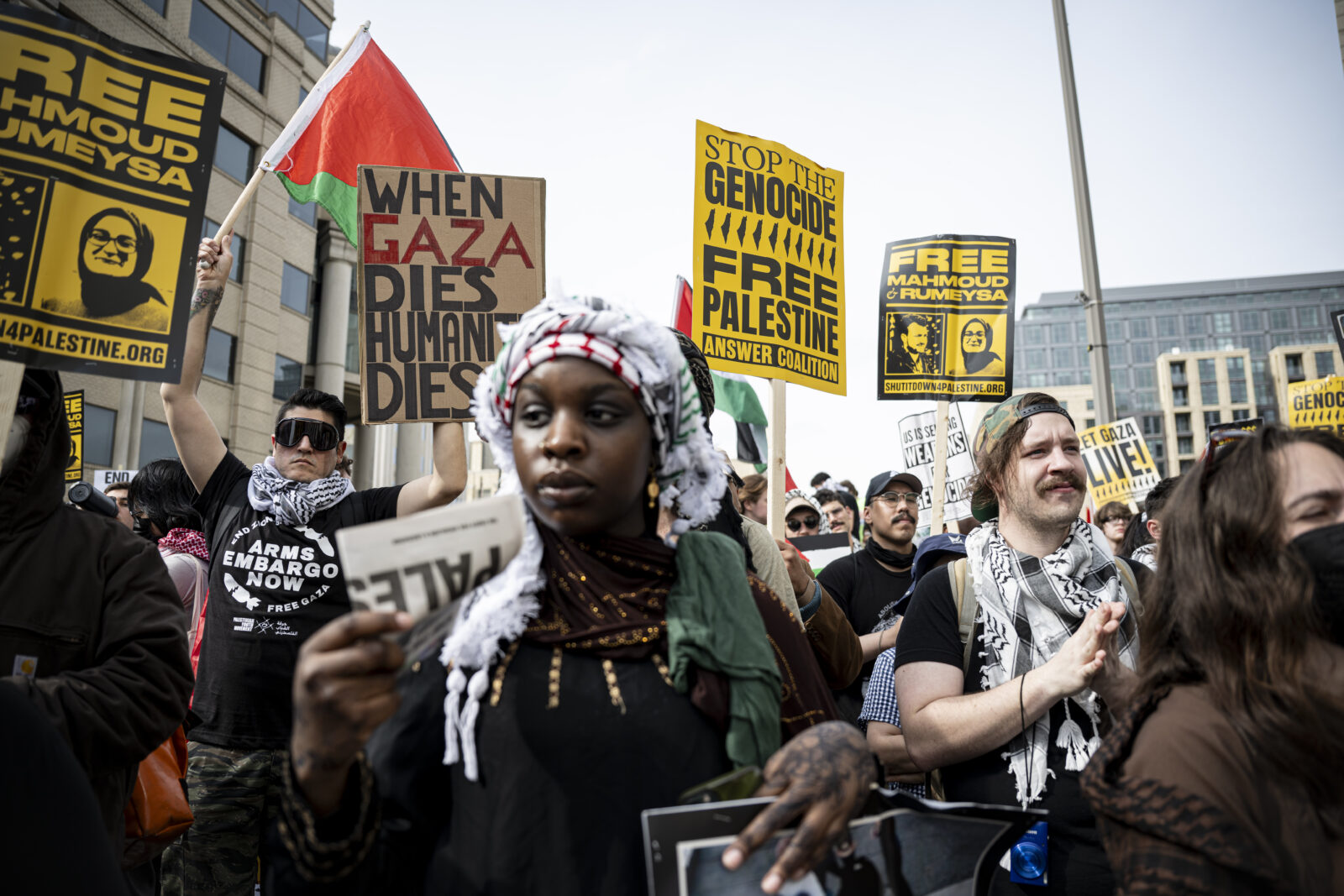 Thousands gather in Washington, D.C. to show solidarity with the Palestinian people, marking a significant demonstration in the U.S. capital on April 5, 2025. (AA Photo)