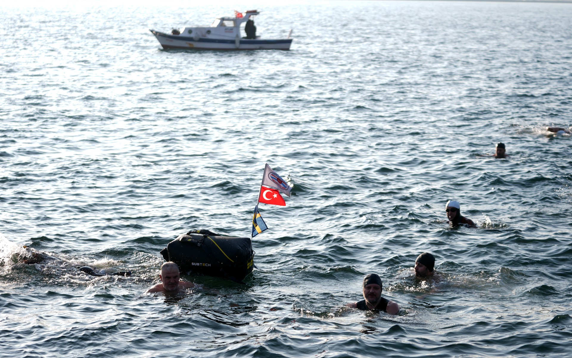 'Sarayburnu Conquerors' support Swedish swimmer in Mediterranean swim journey Image