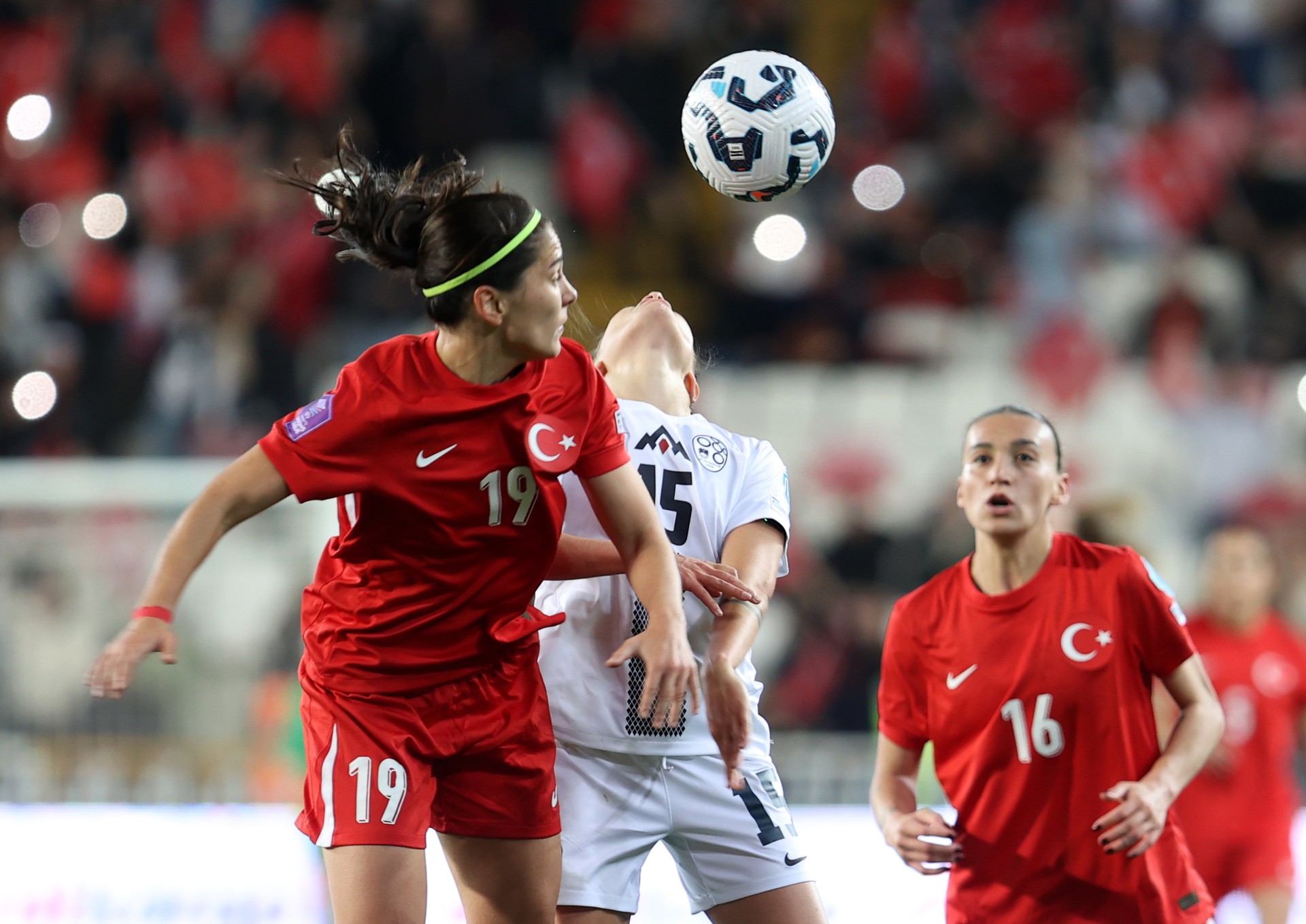 Türkiye's national women's football team loses 1-0 to Slovenia Image