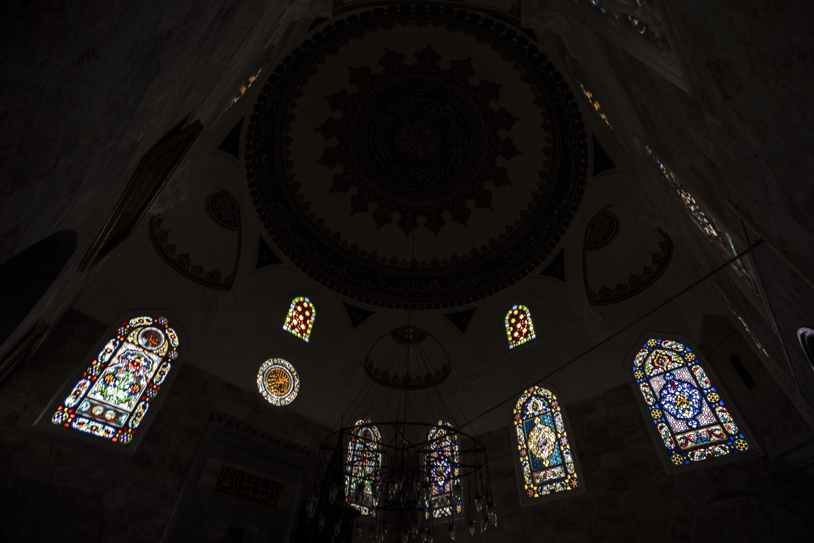 A view of the Semsi Pasha Mosque, designed by Ottoman imperial architect Mimar Sinan and located in the large and densely populated district of Uskudar in Istanbul, Türkiye, April 8, 2025. (AA Photo)