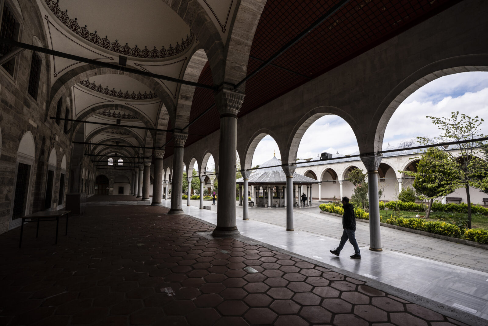A view of the Semsi Pasha Mosque, designed by Ottoman imperial architect Mimar Sinan and located in the large and densely populated district of Uskudar in Istanbul, Türkiye, April 8, 2025. (AA Photo)