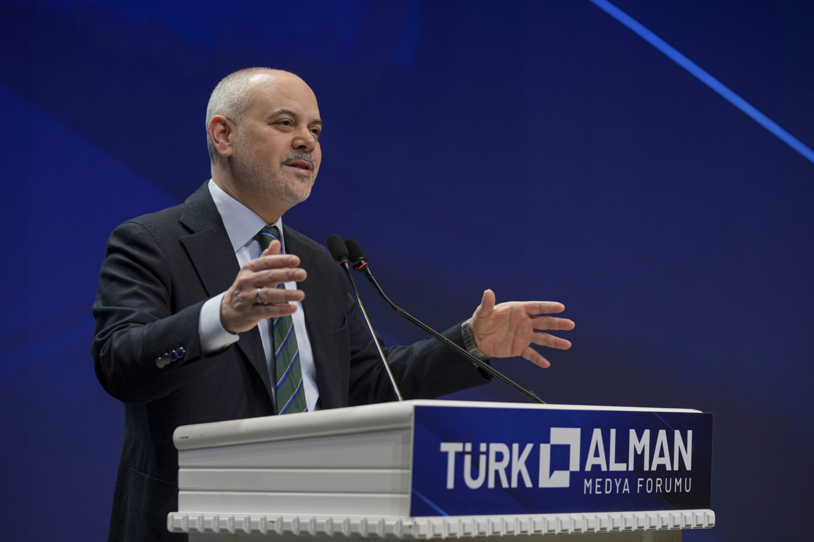 Officials highlight media bias, security concerns at Turkish-German Media Forum