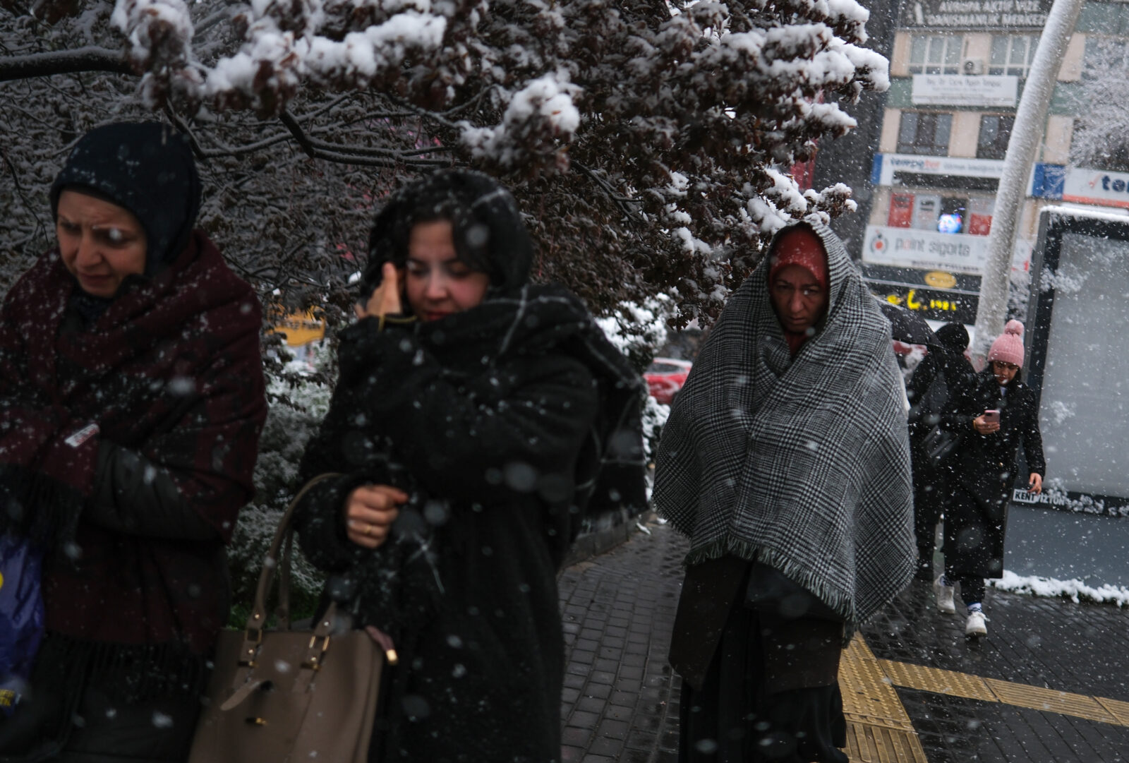Snowfall in Ankara: Photos from Türkiye's capital