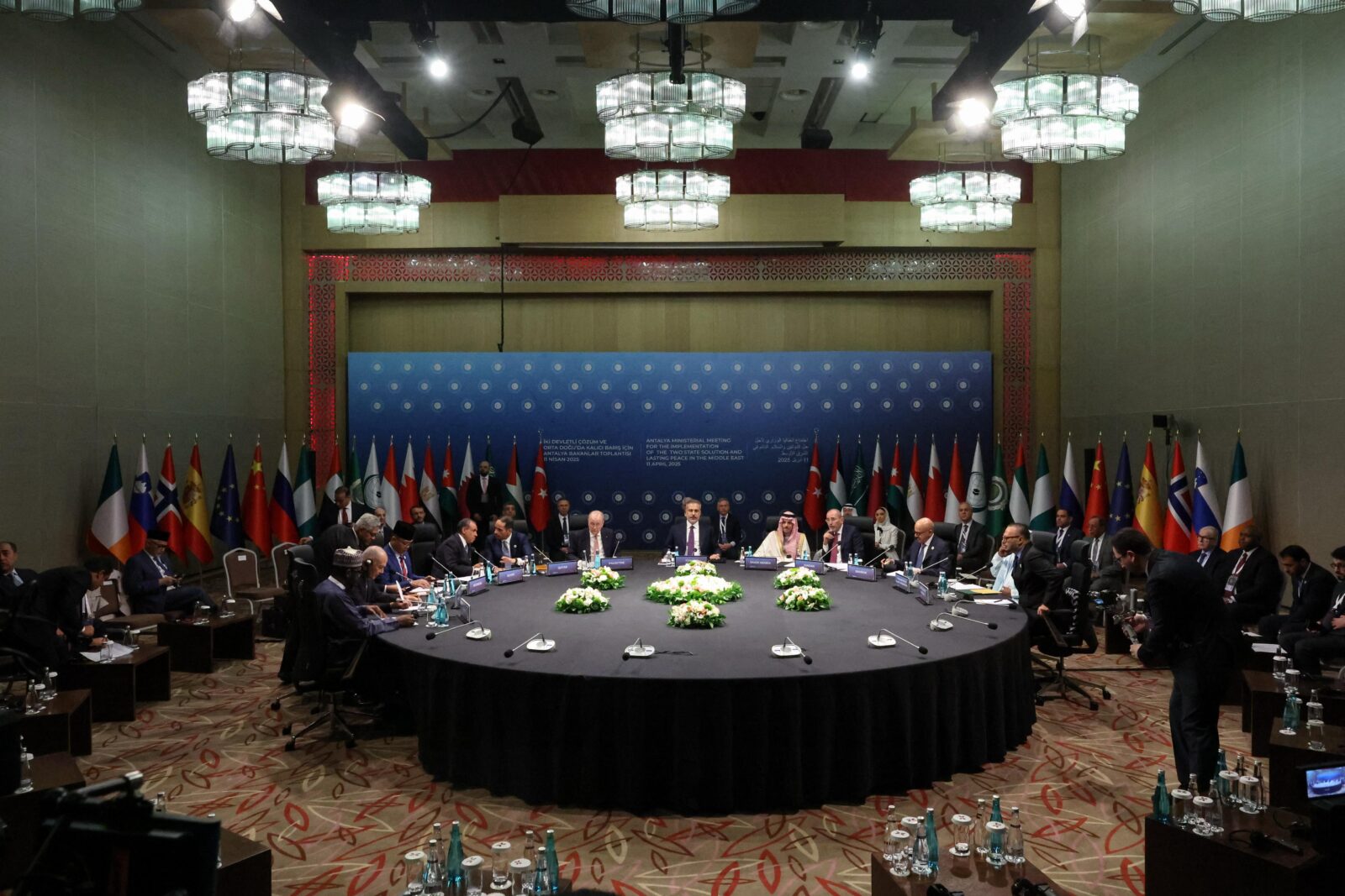 Türkiye rejects displacement of Palestinians, urges immediate ceasefire in Gaza