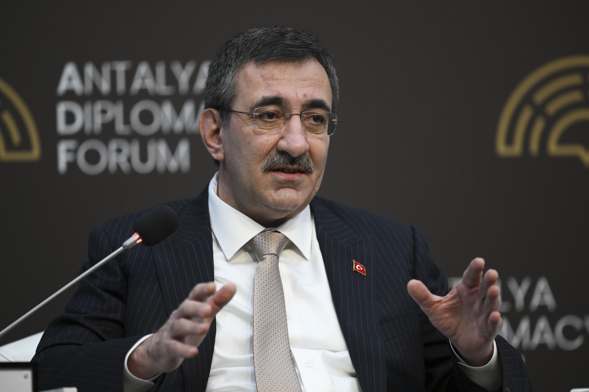 Economic uncertainty worst scenario for global markets: Turkish VP Yilmaz