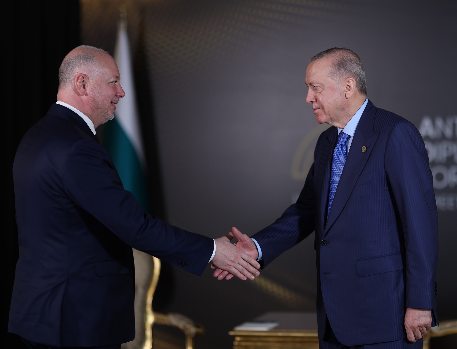 Türkiye seeks enhanced defense and energy cooperation with Bulgaria