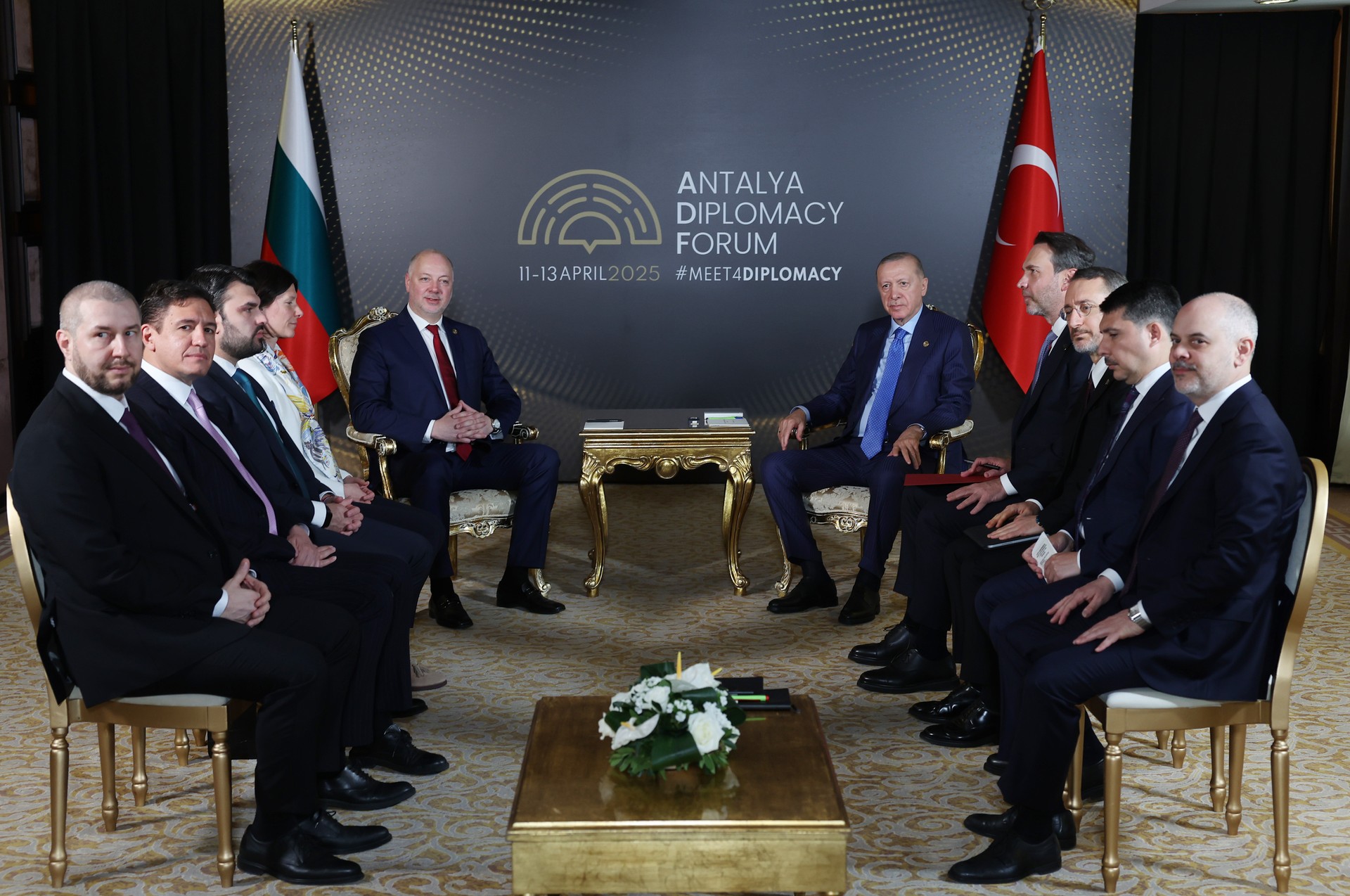 Power talks: Türkiye builds energy bridges with regional partners at Antalya Forum