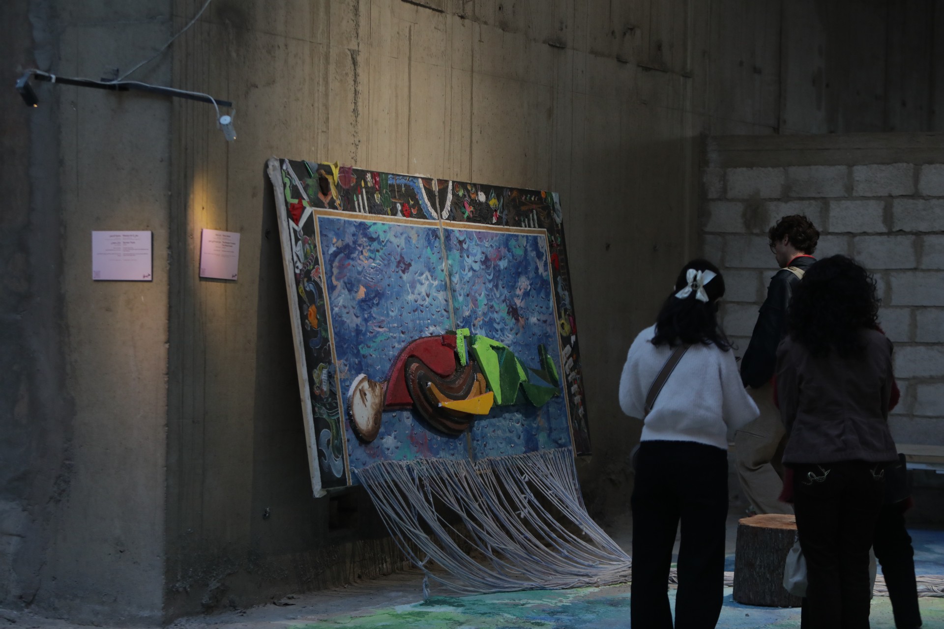 Artists express longing for post-war peace in Damascus exhibition
