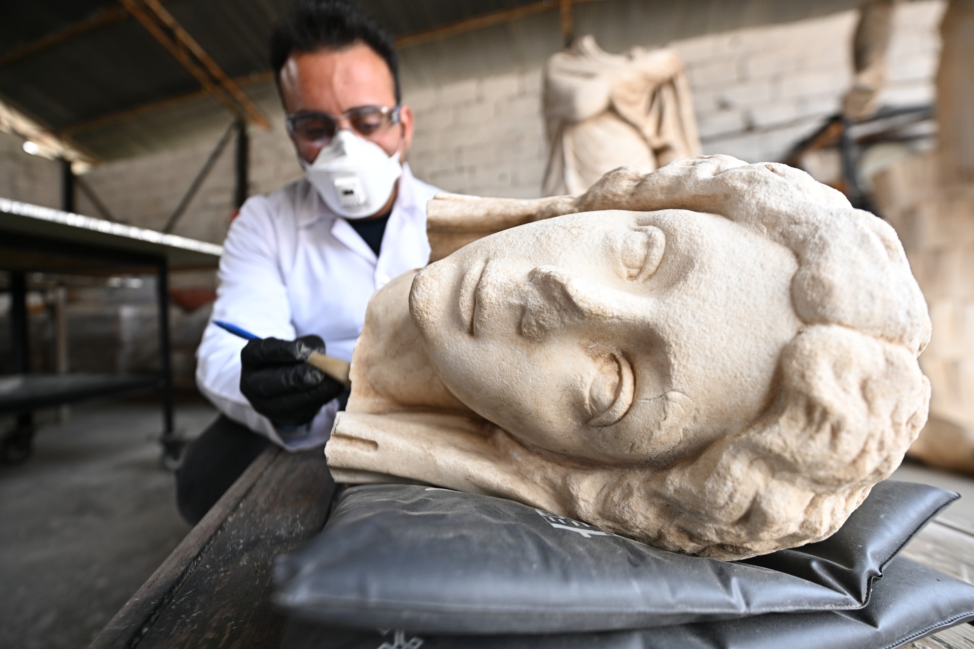 Ancient masterpieces restored with surgical precision in Türkiye Image
