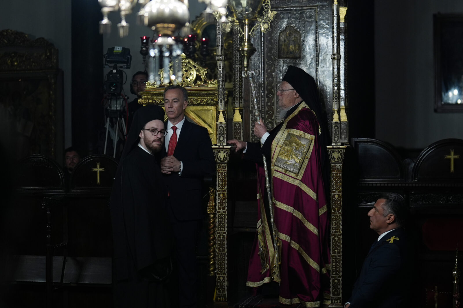 Easter mass at Aya Yorgi Church brings together diplomats, Orthodox Christians in Istanbul