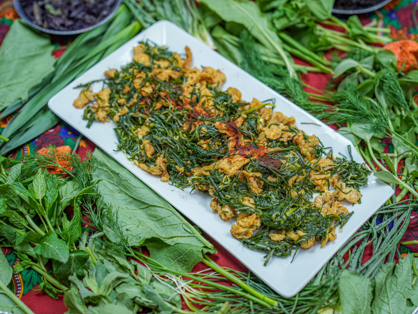 Sauteed tort herb, a dish made with wild greens from Diyarbakir’s historic Hevsel Gardens, Türkiye, April 21, 2025. (AA Photo)