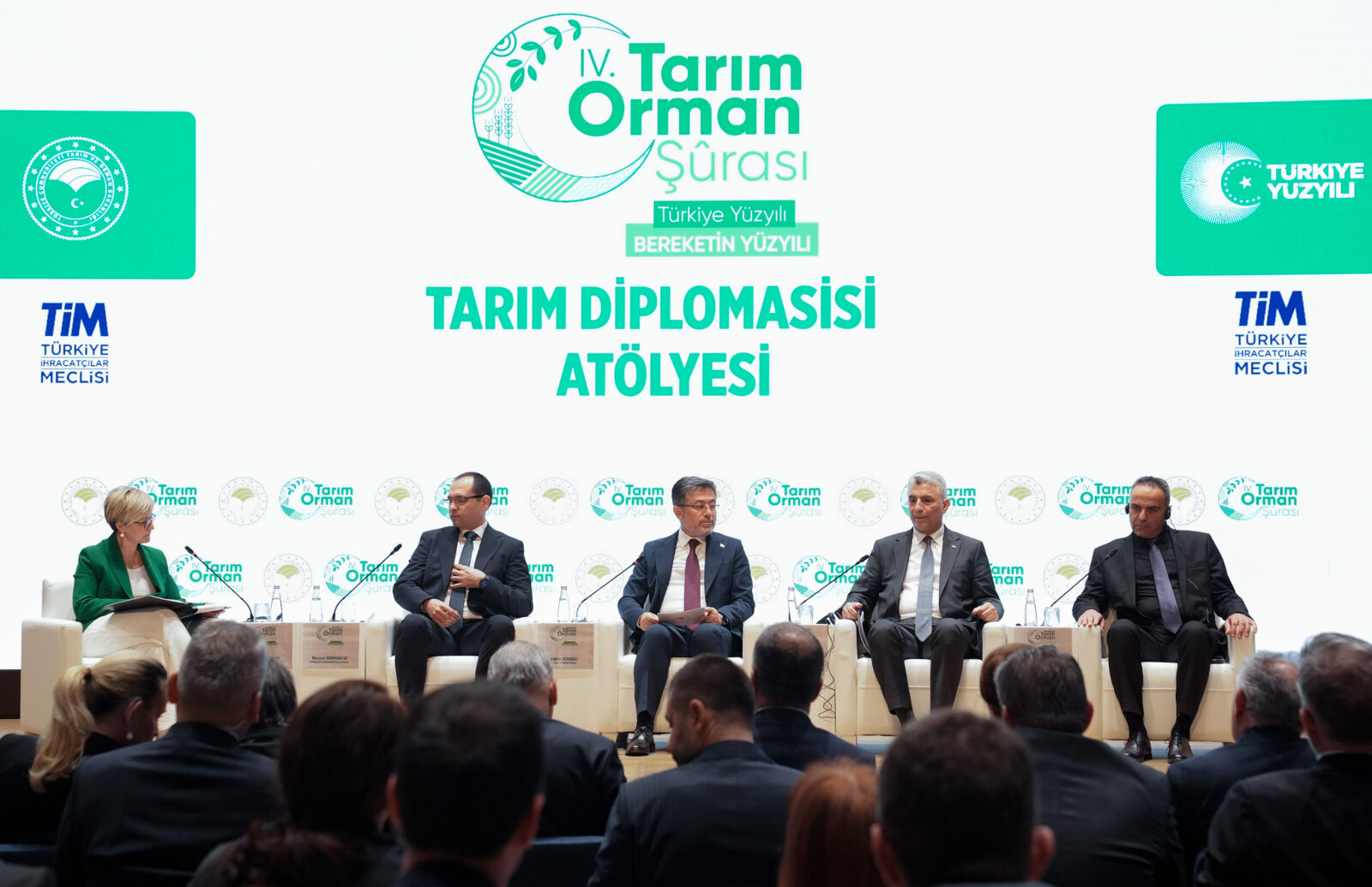 Ministers attend the special session “Agricultural Diplomacy in Today’s World,” held as part of the Fourth Agriculture and Forestry Council at the Turkish Exporters Assembly (TIM), including Türkiye’s Trade Minister Omer Bolat (second from right), Agriculture and Forestry Minister Ibrahim Yumakli (third from right), Azerbaijan’s Agriculture Minister Majnun Mammadov (second from left), and Syria’s Agriculture Minister Amjad Badr (far right) in Istanbul, Türkiye, on April 21, 2025. (AA Photo)