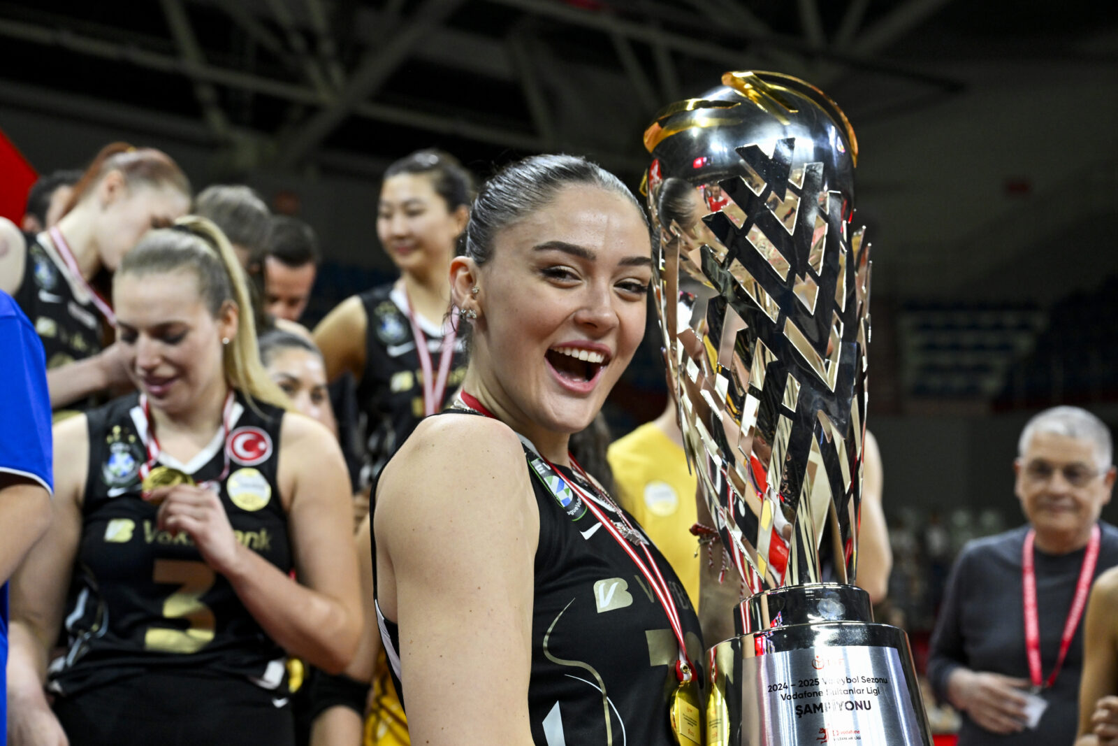 VakifBank and Türkiye national team player Zehra Gunes poses with cup, Istanbul, Türkiye, April 22, 2025.