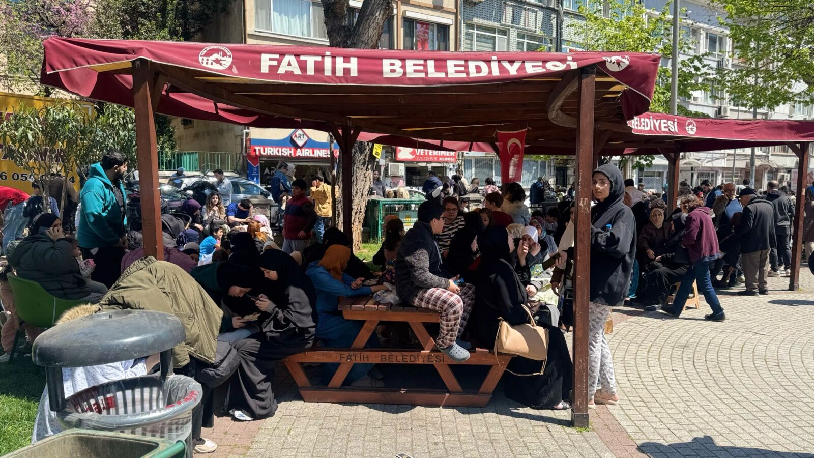 Istanbul earthquake: 6.2 magnitude tremor sends residents into streets across Türkiye
