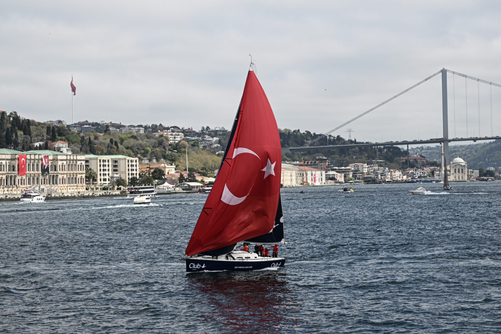 The first leg of the 6th Presidential Yacht Races of the Republic of Türkiye, the Canakkale Victory Cup, starts in Istanbul, Türkiye, with the starting signal given in front of the Dolmabahce Palace on April 23, 2025. (AA Photo)