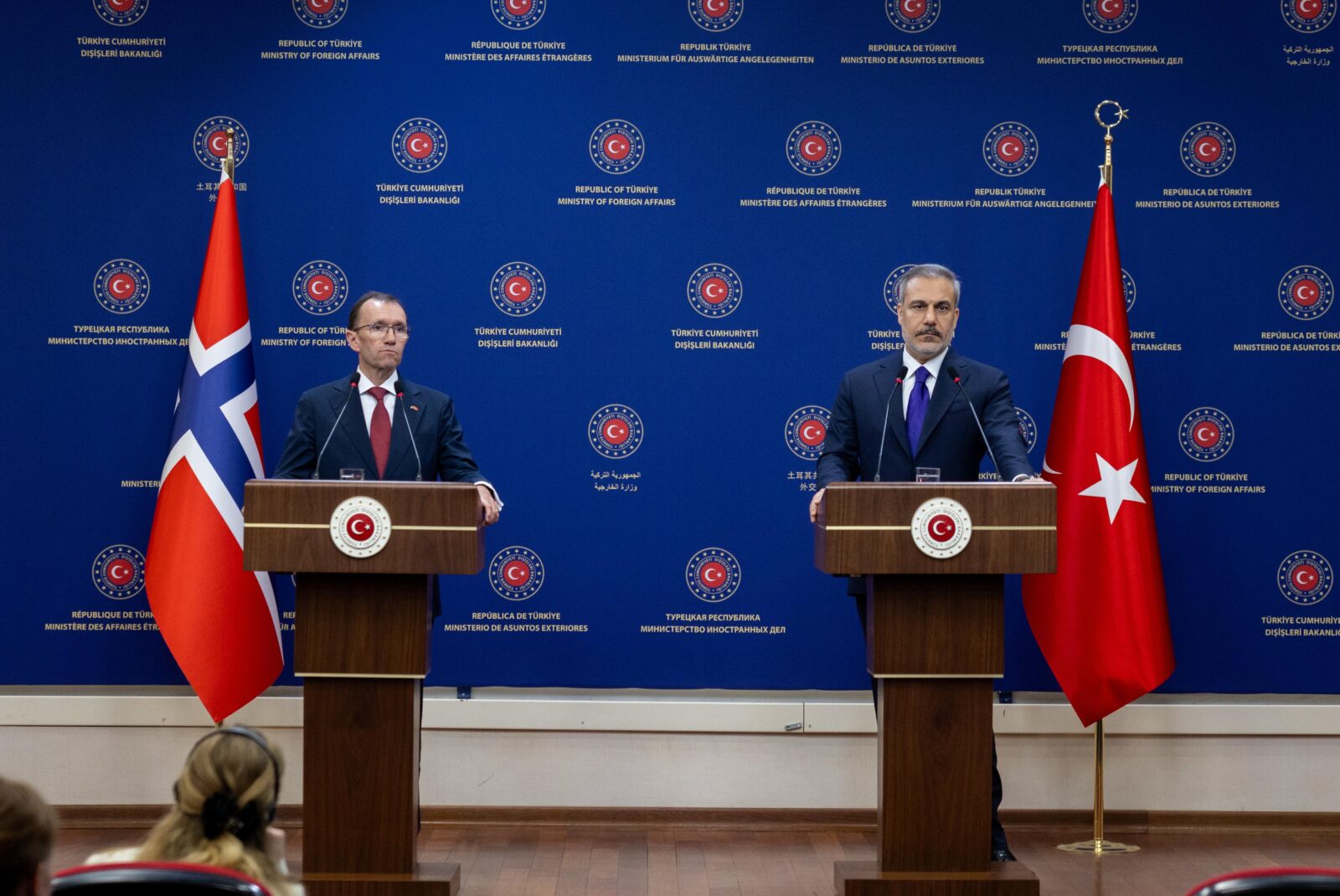 Foreign Minister Hakan Fidan (R) and Norwegian Foreign Minister Espen Barth Eide (L) attend a joint press conference in Ankara, Türkiye on April 24, 2025. (AA Photo)