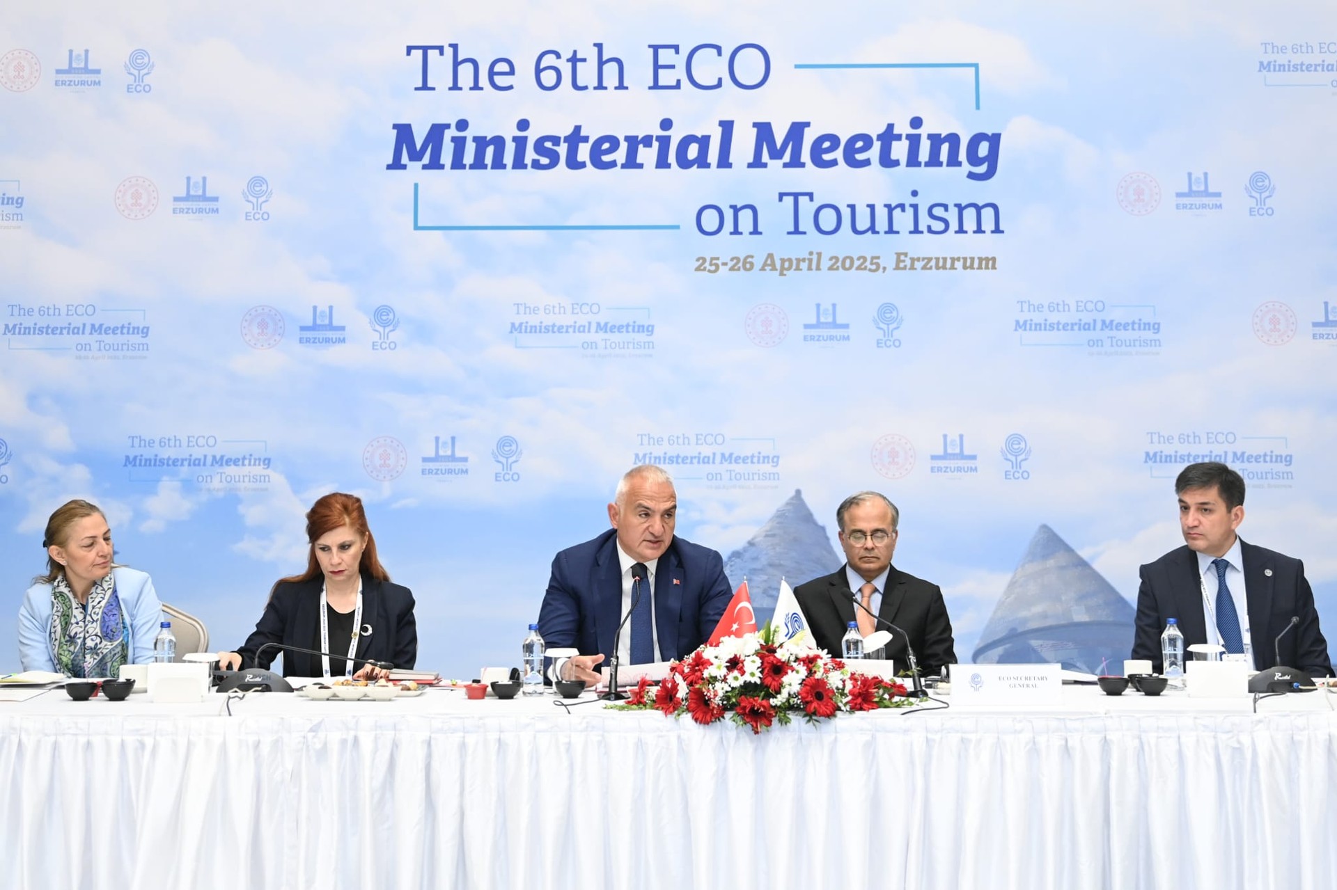 ECO meeting in Türkiye’s Erzurum selects Pakistan's Lahore as tourism capital Image