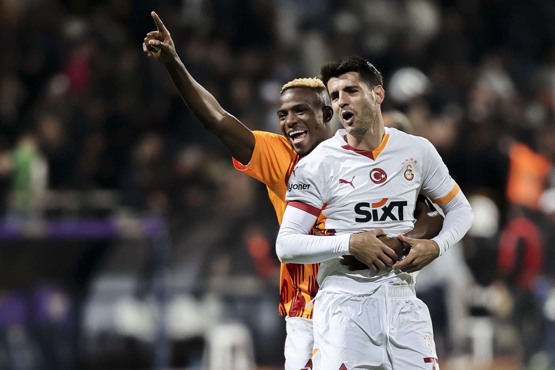 Galatasaray dominates Eyupspor 5-1 to strengthen Super Lig lead Image
