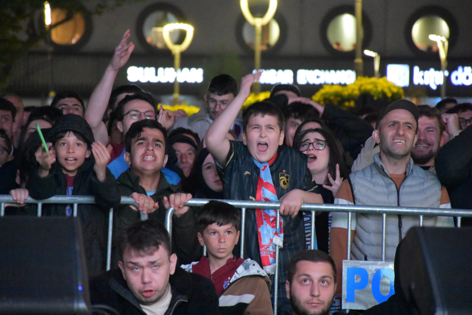 Trabzonspor fans watch UEFA Youth League final against Spain's Barcelona on giant screen at Ataturk Square in Trabzon, Türkiye on April 28, 2025. (AA Photo)