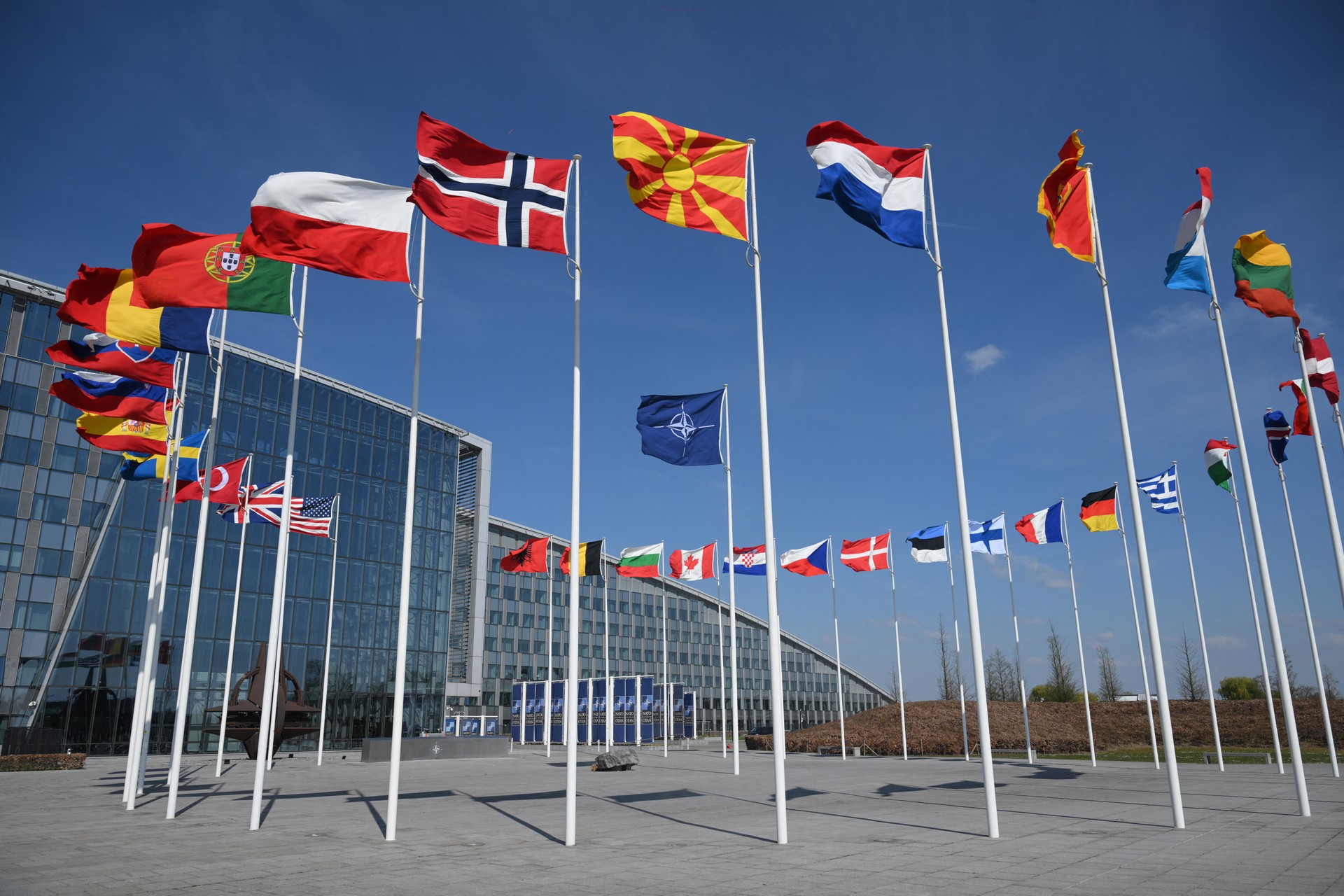 Poland, Estonia push for NATO members to increase defense spending to 3% of GDP