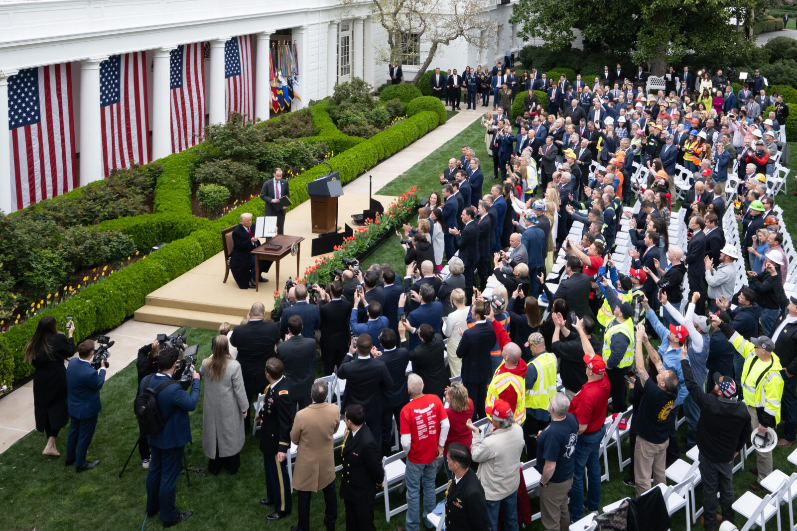 Trump unveils 