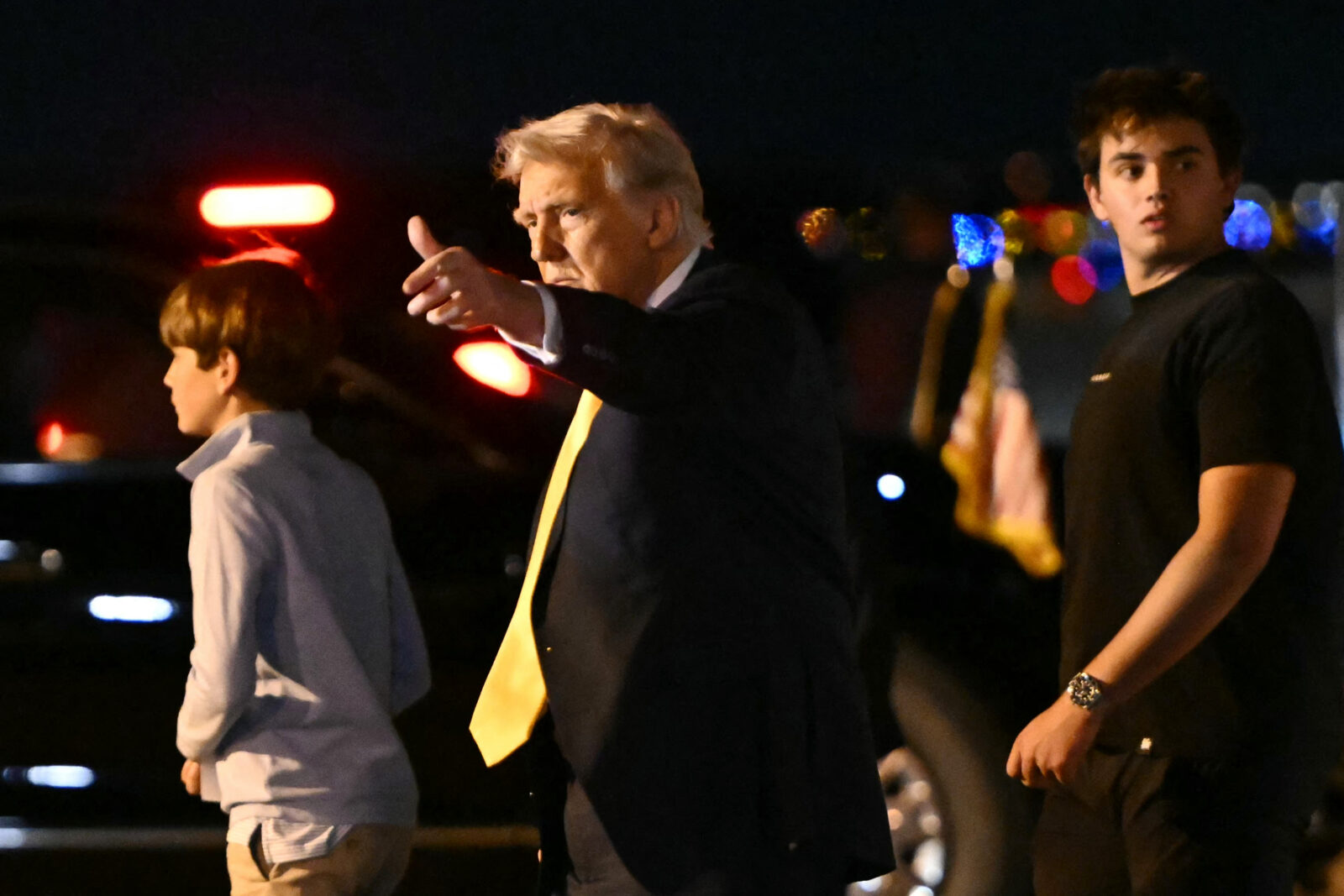 U.S. President Donald Trump gestures upon arriving at Palm Beach, Florida, on April 13, 2025. (AFP Photo)
